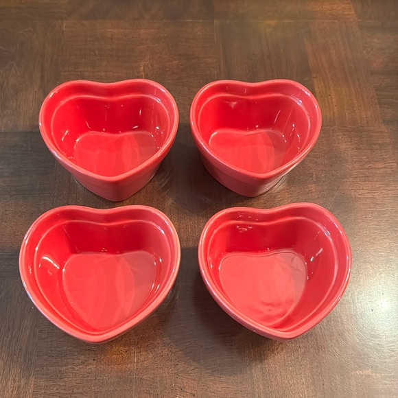 Red Heart Shaped Ramekins Stoneware Baking Dishes - Picture 2 of 8
